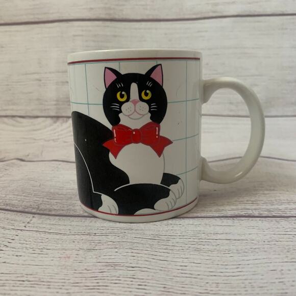 Vintage Cat Mug Tuxedo Kitty Cat Coffee  1982 Japan Pelzman Designs Vandor - Picture 1 of 9